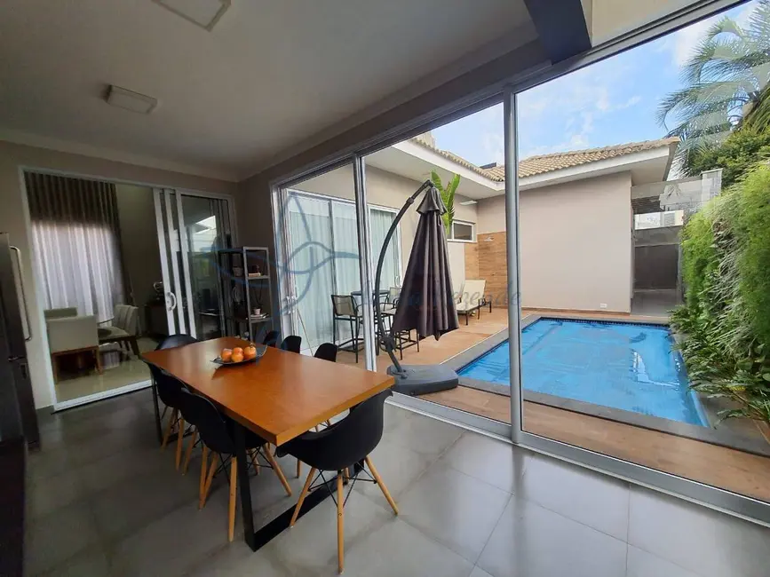 Foto 5 de Casa de Condomínio com 3 quartos à venda, 221m2 em Residencial Villaggio II, Bauru - SP