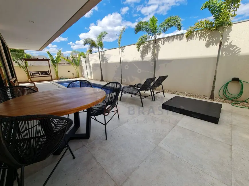 Foto 3 de Casa de Condomínio com 3 quartos à venda, 420m2 em Bauru - SP