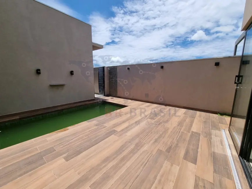 Foto 3 de Casa de Condomínio com 3 quartos à venda, 300m2 em Piratininga - SP