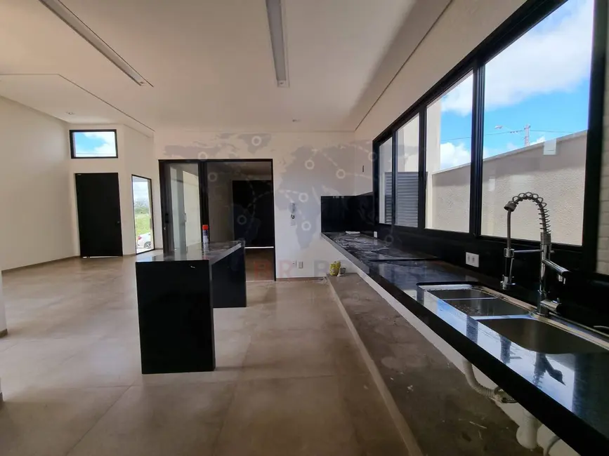 Foto 9 de Casa de Condomínio com 3 quartos à venda, 300m2 em Piratininga - SP