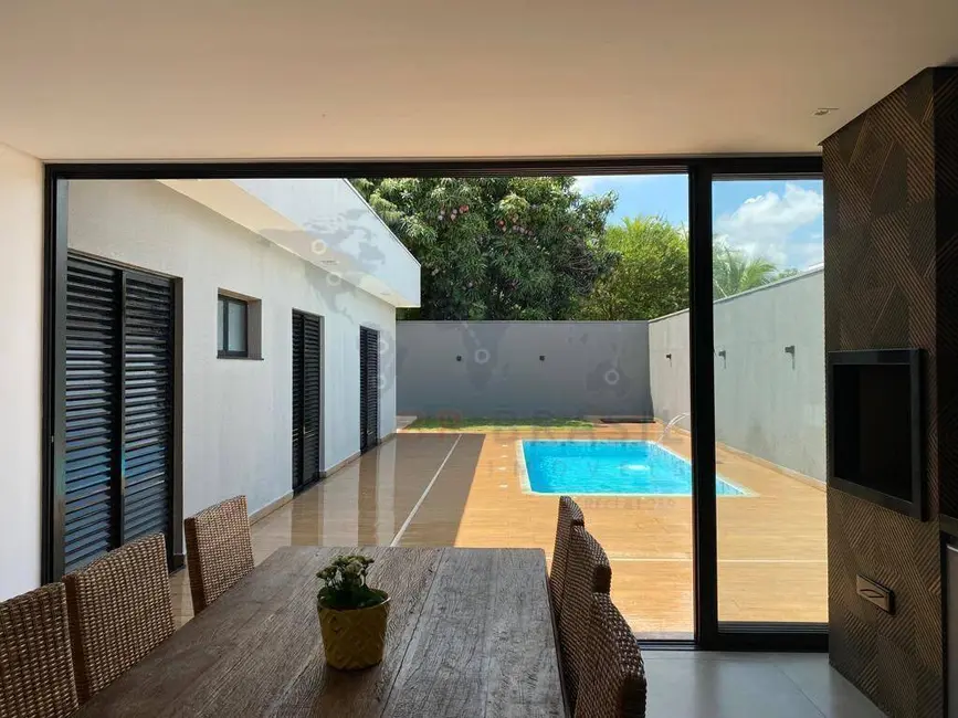 Foto 3 de Casa de Condomínio com 3 quartos à venda, 455m2 em Piratininga - SP