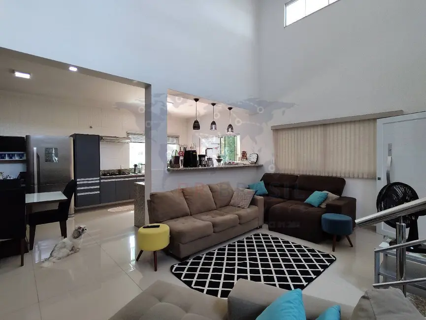 Casa com 2 quartos à venda, 205m2 em Jardim Silvestre, Bauru - SP - imagem 4 Foto 4 de Casa com 2 quartos à venda, 205m2 em Jardim Silvestre, Bauru - SP