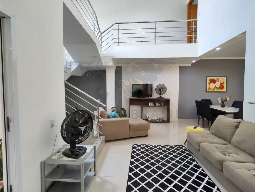 Foto 2 de Casa com 2 quartos à venda, 205m2 em Jardim Silvestre, Bauru - SP