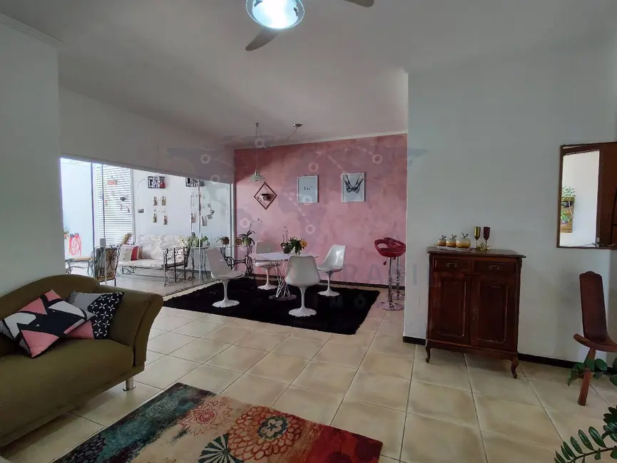 Foto 5 de Casa com 2 quartos à venda, 200m2 em Vila Souto, Bauru - SP