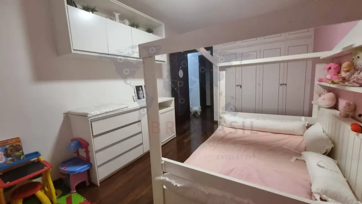 Foto 9 de Casa com 3 quartos à venda, 303m2 em Jardim Marambá, Bauru - SP