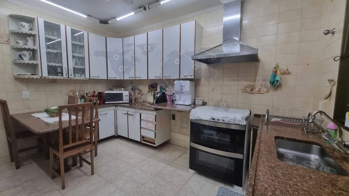 Foto 6 de Casa com 3 quartos à venda, 303m2 em Jardim Marambá, Bauru - SP