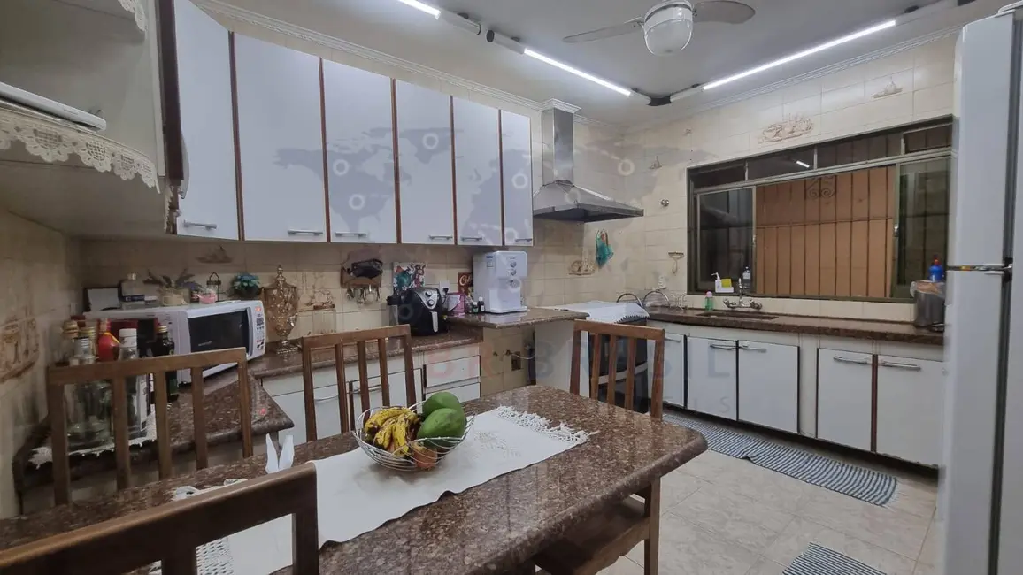 Foto 5 de Casa com 3 quartos à venda, 303m2 em Jardim Marambá, Bauru - SP