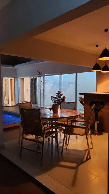 Casa de Condomínio com 3 quartos à venda, 384m2 em Quinta Ranieri, Bauru - SP - imagem 3 Foto 3 de Casa de Condomínio com 3 quartos à venda, 384m2 em Quinta Ranieri, Bauru - SP