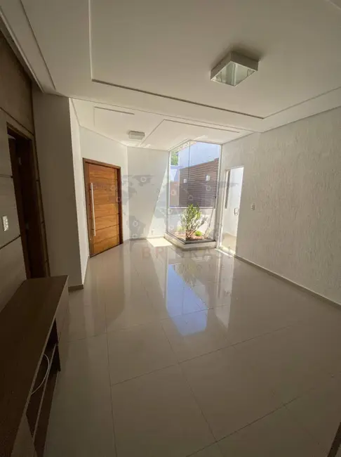 Foto 8 de Casa com 3 quartos à venda, 300m2 em Centro, Piratininga - SP