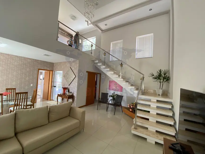 Foto 1 de Casa com 3 quartos à venda, 386m2 em Centro, Piratininga - SP