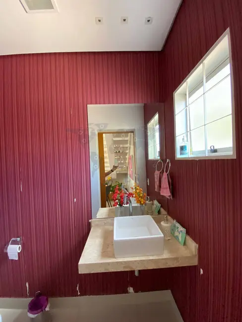 Foto 8 de Casa com 3 quartos à venda, 386m2 em Centro, Piratininga - SP