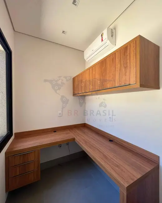 Foto 3 de Casa de Condomínio com 3 quartos à venda, 450m2 em Residencial Tivoli, Bauru - SP