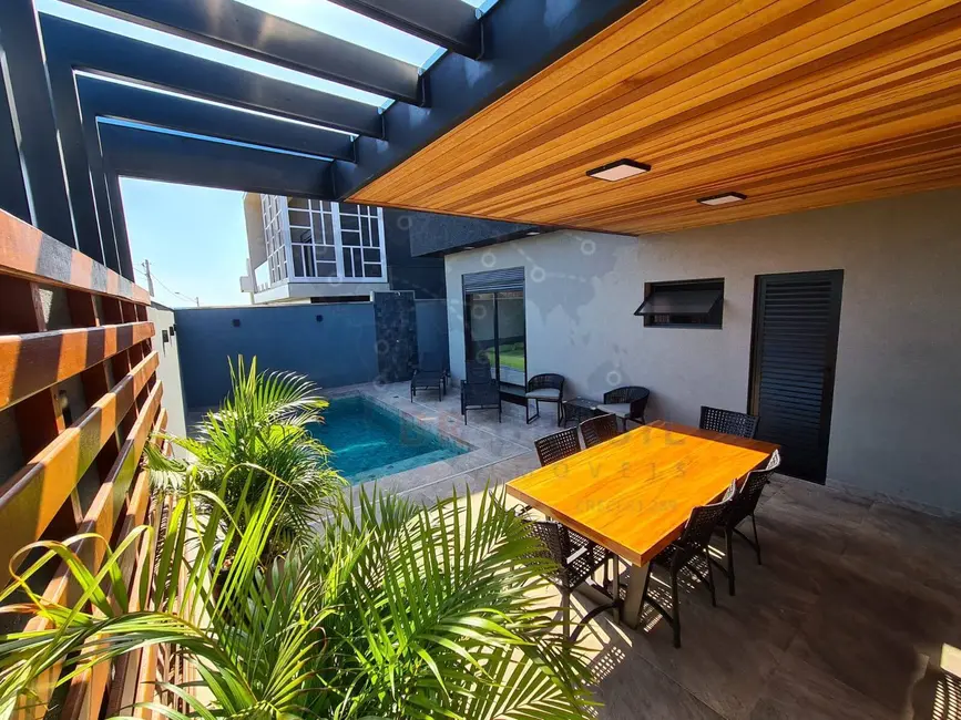 Foto 2 de Casa de Condomínio com 3 quartos à venda, 340m2 em Piratininga - SP