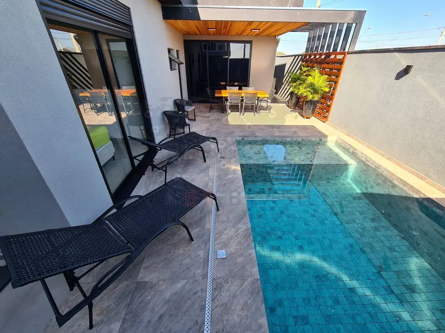 Foto 1 de Casa de Condomínio com 3 quartos à venda, 340m2 em Piratininga - SP