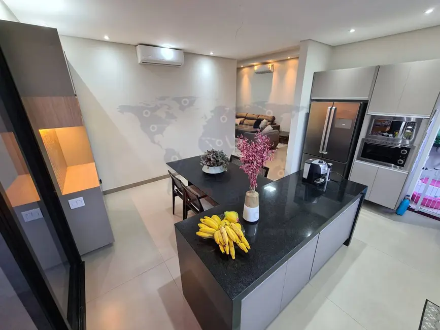 Foto 8 de Casa de Condomínio com 3 quartos à venda, 340m2 em Piratininga - SP