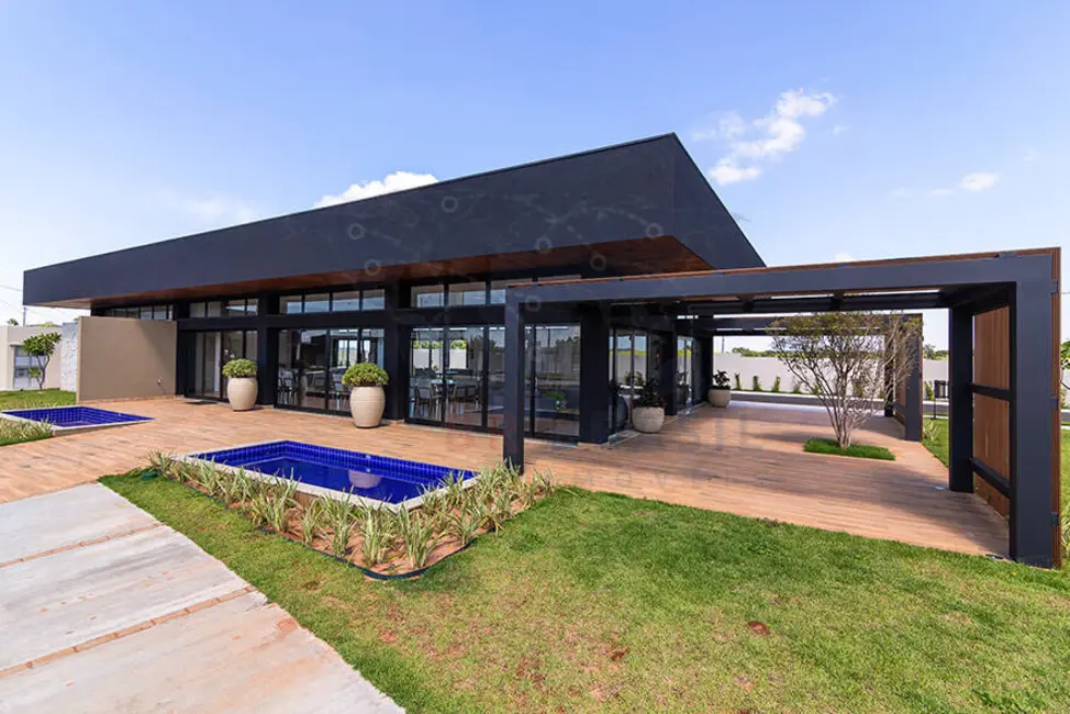 Foto 1 de Lote de Condomínio à venda, 300m2 em Piratininga - SP
