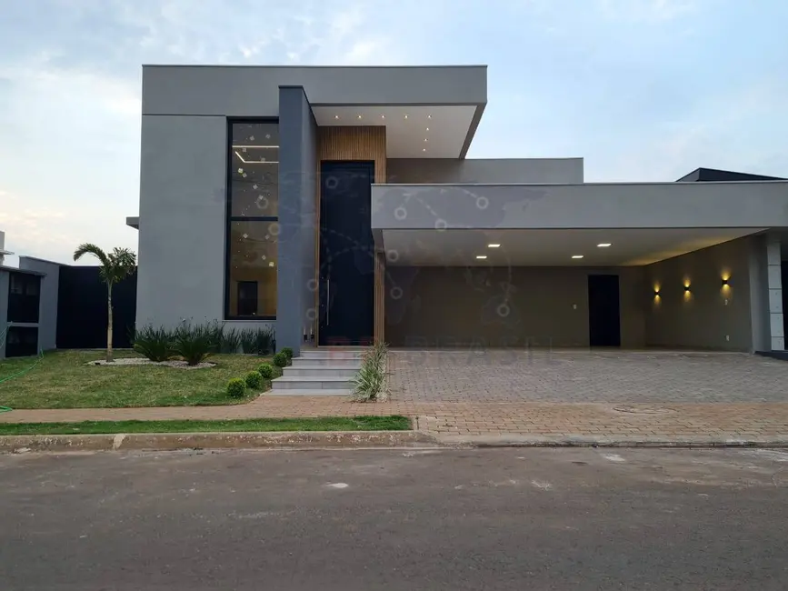 Foto 1 de Casa de Condomínio com 3 quartos à venda, 525m2 em Bauru - SP