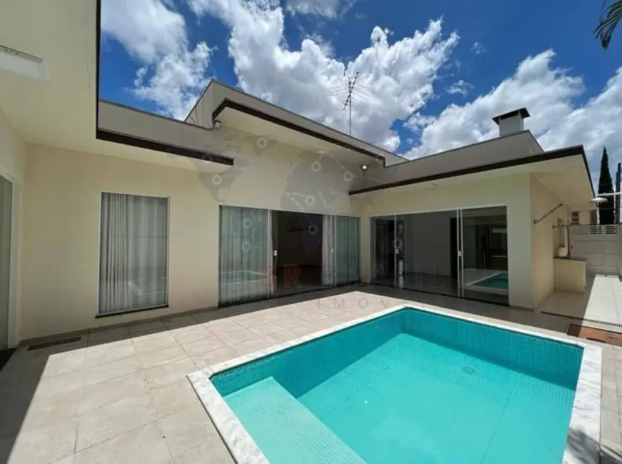 Foto 2 de Casa de Condomínio com 3 quartos à venda, 360m2 em Residencial Villaggio III, Bauru - SP