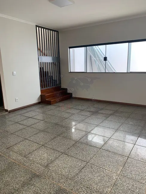 Sala Comercial para alugar, 275m2 em Vila Aeroporto Bauru, Bauru - SP - imagem 3 Foto 3 de Sala Comercial para alugar, 275m2 em Vila Aeroporto Bauru, Bauru - SP