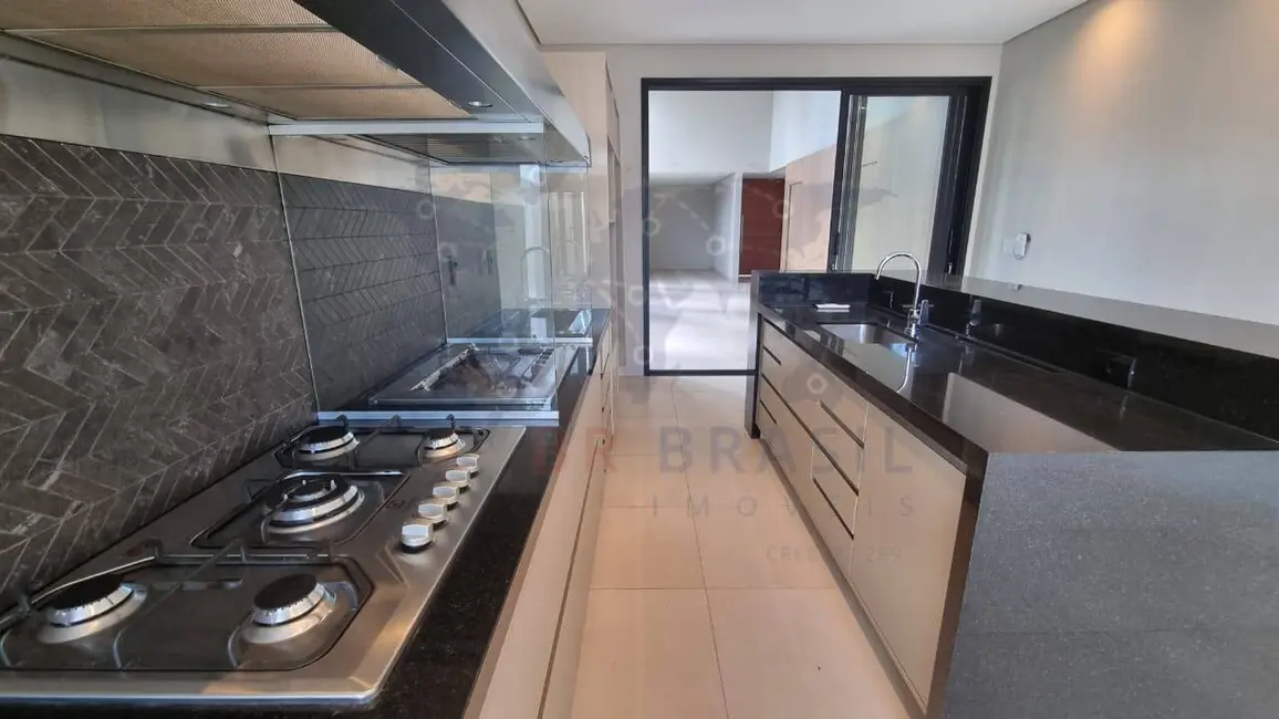 Casa de Condomínio com 3 quartos à venda, 360m2 em Cidade Jardim, Bauru - SP - imagem 8 Foto 8 de Casa de Condomínio com 3 quartos à venda, 360m2 em Cidade Jardim, Bauru - SP