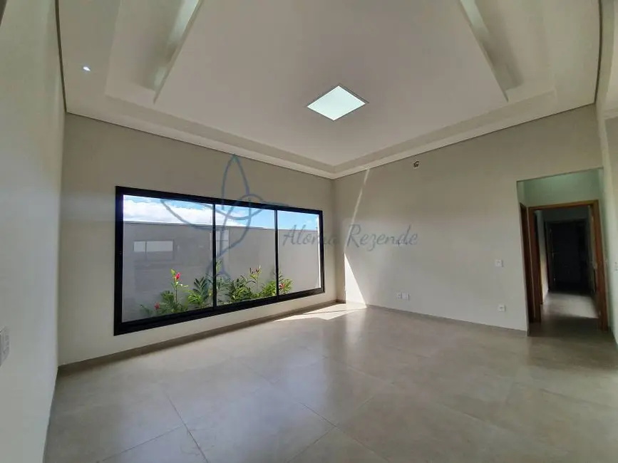 Casa de Condomínio com 3 quartos à venda e para alugar, 300m2 em Piratininga - SP - imagem 8 Foto 8 de Casa de Condomínio com 3 quartos à venda e para alugar, 300m2 em Piratininga - SP