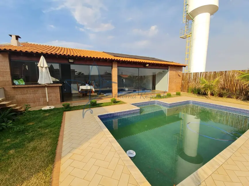 Foto 1 de Casa de Condomínio com 3 quartos à venda, 600m2 em Piratininga - SP