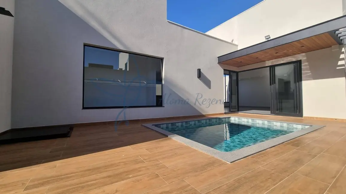 Foto 2 de Casa de Condomínio com 3 quartos à venda, 400m2 em Piratininga - SP