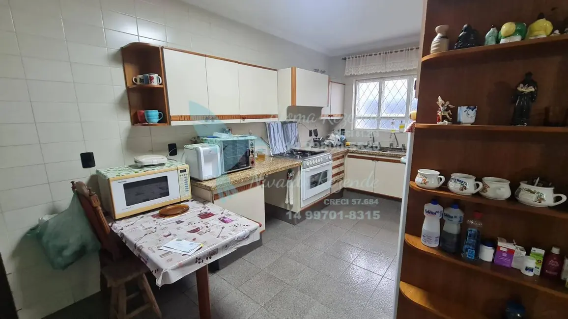 Casa com 5 quartos à venda, 300m2 em Bauru - SP - imagem 8 Foto 8 de Casa com 5 quartos à venda, 300m2 em Bauru - SP