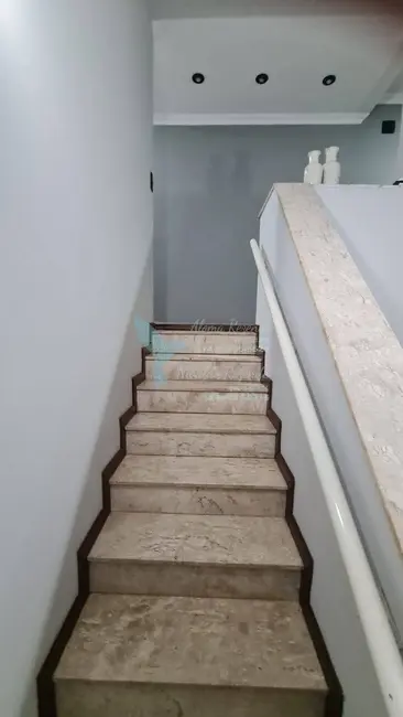 Casa com 5 quartos à venda, 300m2 em Bauru - SP - imagem 9 Foto 9 de Casa com 5 quartos à venda, 300m2 em Bauru - SP