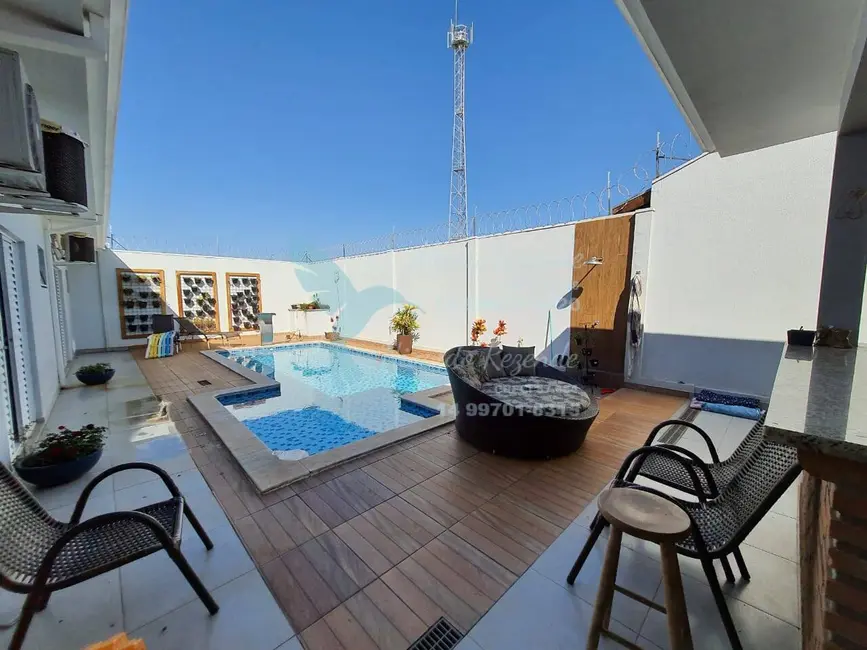 Foto 4 de Casa com 3 quartos à venda, 199m2 em Quinta Ranieri, Bauru - SP