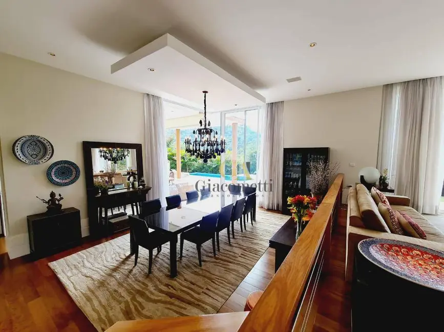 Casa de Condomínio com 5 quartos à venda, 1596m2 em Tamboré, Santana De Parnaiba - SP - imagem 8 Foto 8 de Casa de Condomínio com 5 quartos à venda, 1596m2 em Tamboré, Santana De Parnaiba - SP