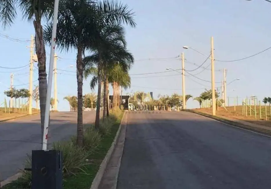 Foto 3 de Terreno / Lote à venda, 254m2 em Santana De Parnaiba - SP