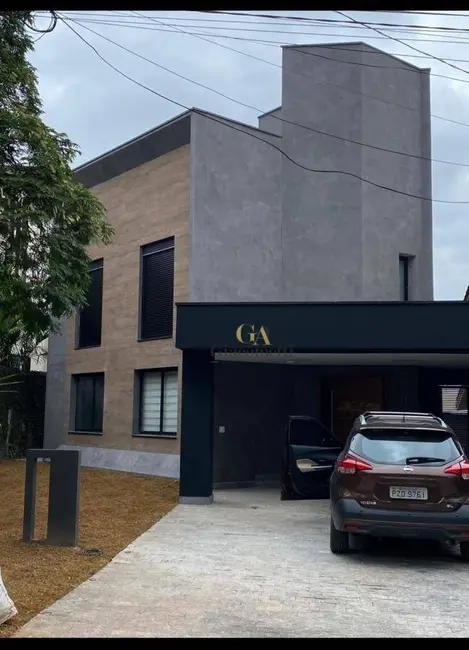 Foto 2 de Casa de Condomínio com 4 quartos à venda, 360m2 em Alphaville, Santana De Parnaiba - SP
