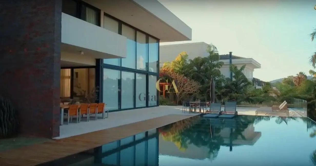 Foto 1 de Casa de Condomínio com 5 quartos à venda, 2040m2 em Barueri - SP