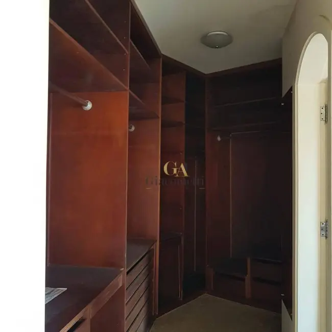 Foto 9 de Casa de Condomínio com 3 quartos à venda e para alugar, 560m2 em Barueri - SP