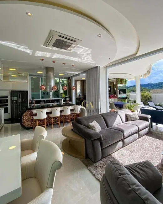 Casa de Condomínio com 4 quartos à venda, 420m2 em Tamboré, Santana De Parnaiba - SP - imagem 5 Foto 5 de Casa de Condomínio com 4 quartos à venda, 420m2 em Tamboré, Santana De Parnaiba - SP