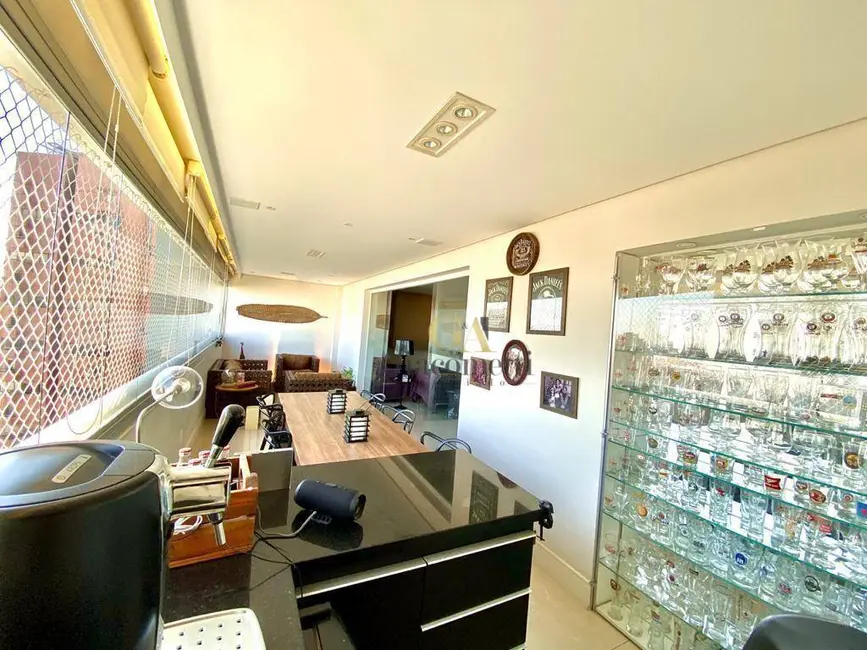 Foto 5 de Apartamento com 4 quartos à venda, 172m2 em Jardim Londrina, São Paulo - SP