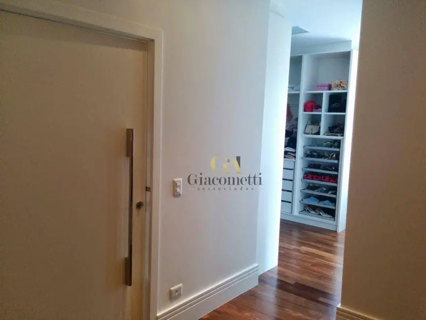 Casa de Condomínio com 3 quartos à venda, 420m2 em Tamboré, Barueri - SP - imagem 6 Foto 6 de Casa de Condomínio com 3 quartos à venda, 420m2 em Tamboré, Barueri - SP