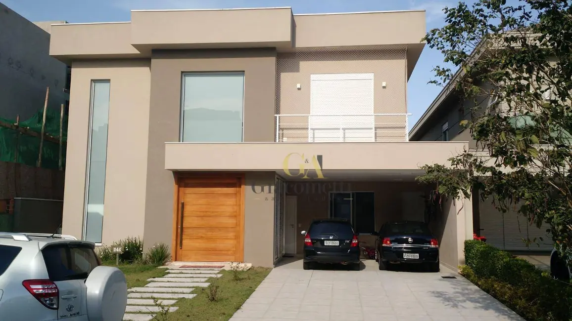 Casa de Condomínio com 3 quartos à venda, 420m2 em Tamboré, Barueri - SP - imagem 3 Foto 3 de Casa de Condomínio com 3 quartos à venda, 420m2 em Tamboré, Barueri - SP