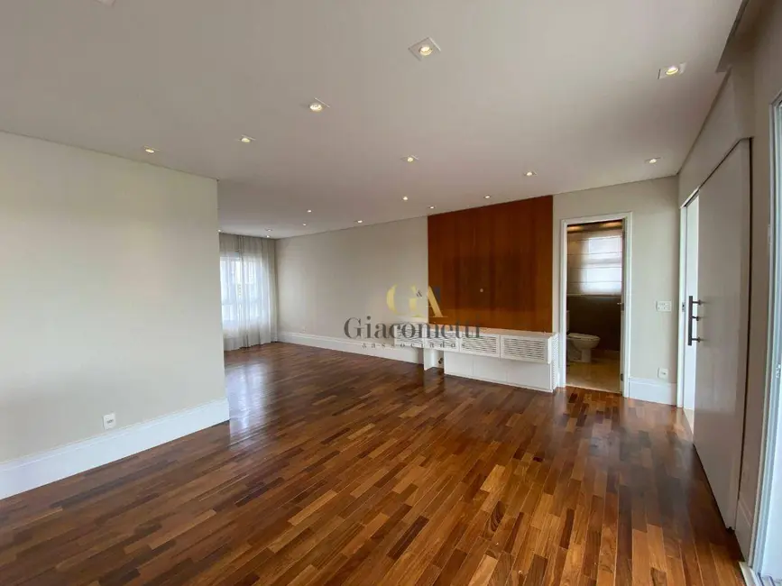 Foto 1 de Apartamento com 3 quartos à venda, 196m2 em Barueri - SP