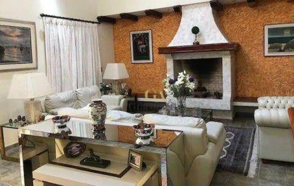 Casa de Condomínio com 4 quartos à venda, 660m2 em Morada dos Pinheiros (Aldeia da Serra), Santana De Parnaiba - SP - imagem 4 Foto 4 de Casa de Condomínio com 4 quartos à venda, 660m2 em Morada dos Pinheiros (Aldeia da Serra), Santana De Parnaiba - SP