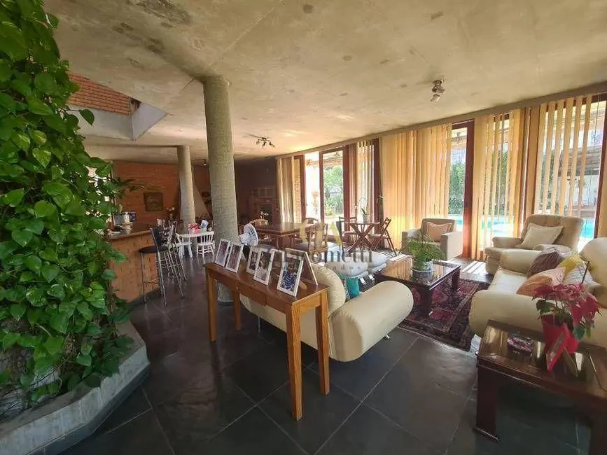 Foto 1 de Casa de Condomínio com 4 quartos à venda em Barueri - SP