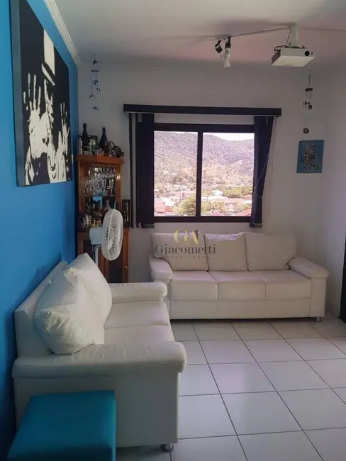 Cobertura com 3 quartos à venda, 220m2 em Guaruja - SP - imagem 9 Foto 9 de Cobertura com 3 quartos à venda, 220m2 em Guaruja - SP