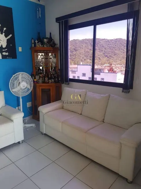 Cobertura com 3 quartos à venda, 220m2 em Guaruja - SP - imagem 6 Foto 6 de Cobertura com 3 quartos à venda, 220m2 em Guaruja - SP