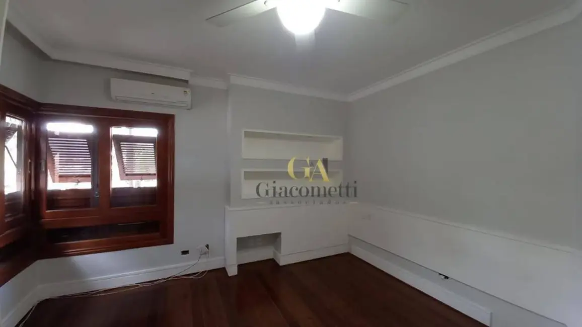 Casa de Condomínio com 5 quartos à venda, 476m2 em Santana De Parnaiba - SP - imagem 9 Foto 9 de Casa de Condomínio com 5 quartos à venda, 476m2 em Santana De Parnaiba - SP