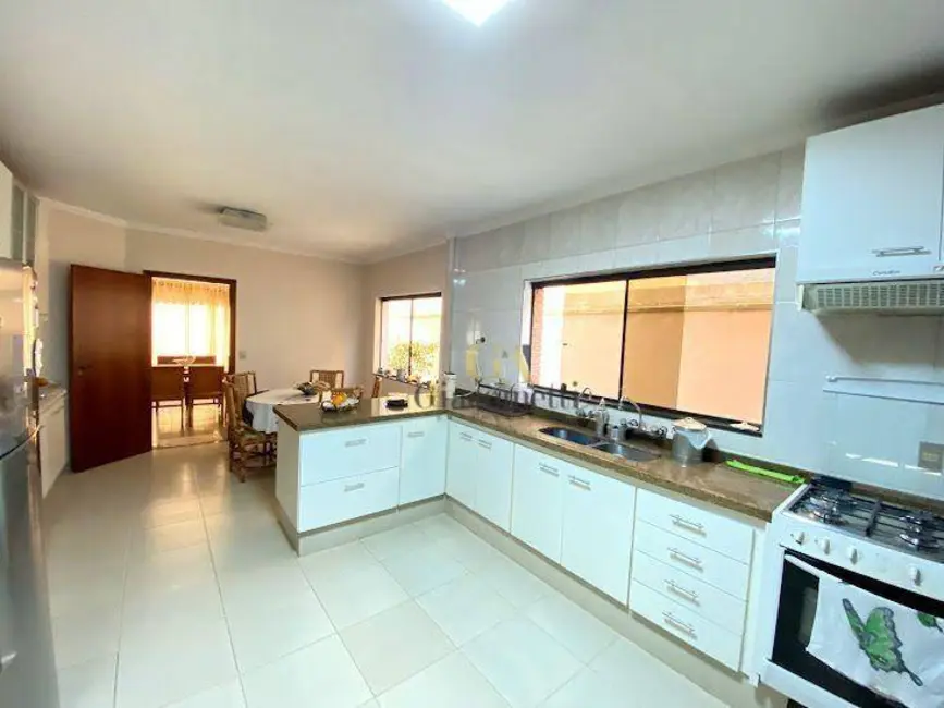 Foto 8 de Casa de Condomínio com 4 quartos à venda e para alugar, 380m2 em Santana De Parnaiba - SP