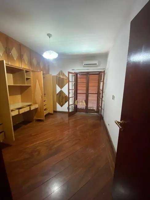 Casa de Condomínio com 5 quartos à venda, 380m2 em Santana De Parnaiba - SP - imagem 8 Foto 8 de Casa de Condomínio com 5 quartos à venda, 380m2 em Santana De Parnaiba - SP