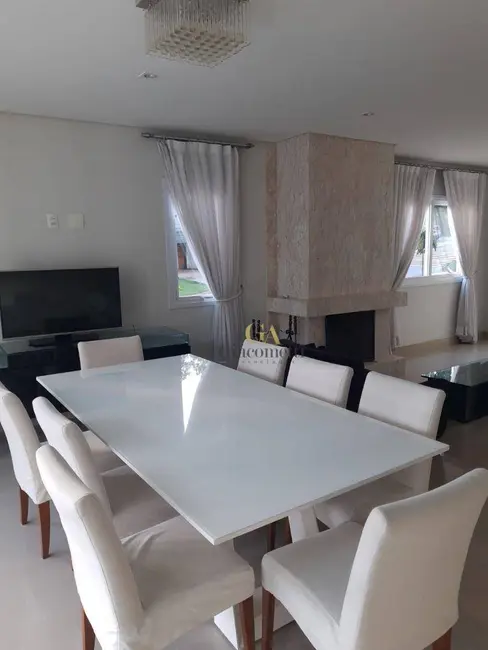 Foto 3 de Casa de Condomínio com 4 quartos à venda, 450m2 em Santana De Parnaiba - SP