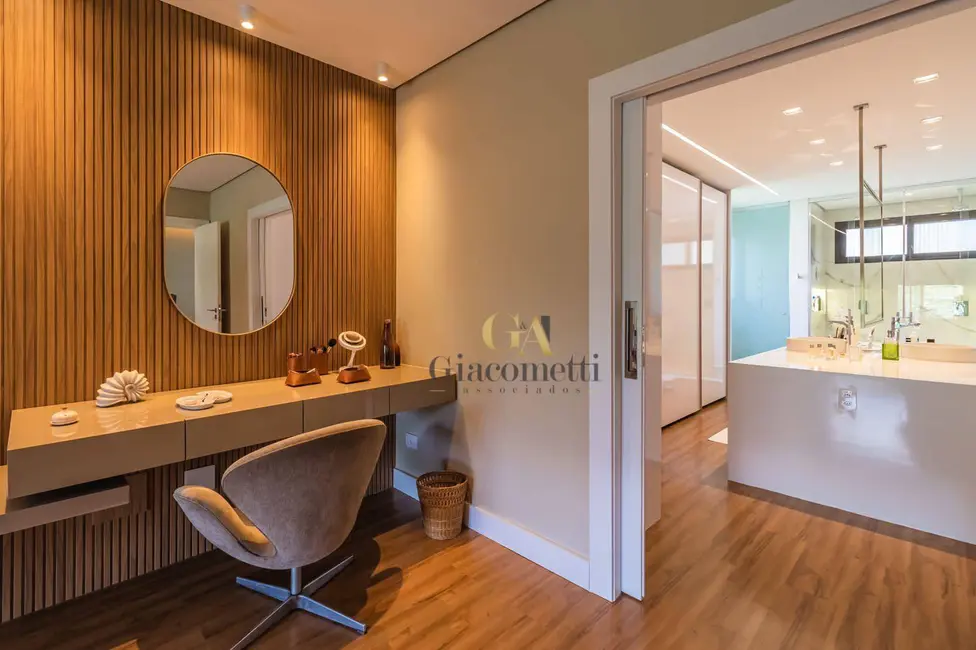 Foto 3 de Casa de Condomínio com 5 quartos à venda, 800m2 em Santana De Parnaiba - SP