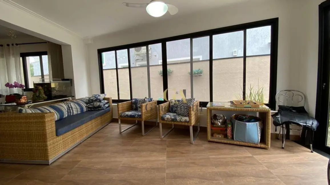 Casa de Condomínio com 2 quartos à venda, 360m2 em Santana De Parnaiba - SP - imagem 3 Foto 3 de Casa de Condomínio com 2 quartos à venda, 360m2 em Santana De Parnaiba - SP